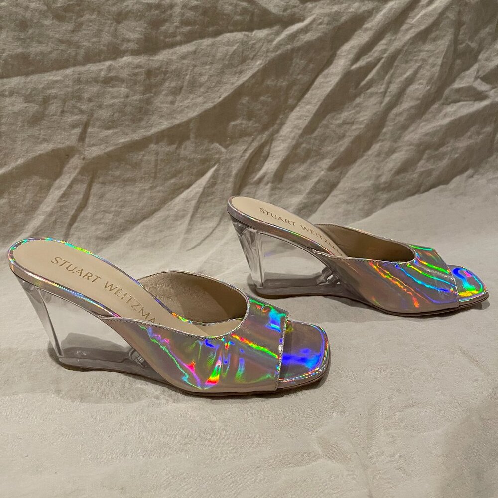 Stuart Weitzman TIA 85 Lucite Wedge